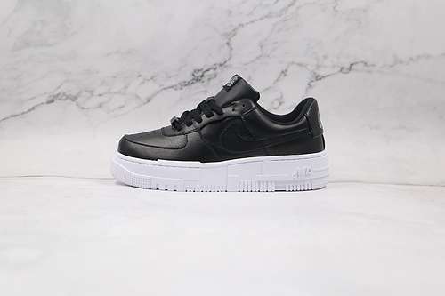 270CK6649001AIR FORCE 1 LOW PIXEL BLACKWHITEBLACKMAN4045
