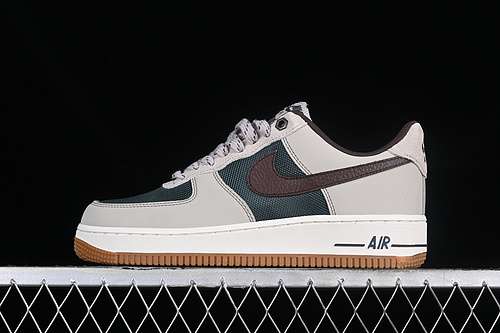 300FQ8823236AIR FORCE 1 07 LOW CREAMEARTHVINTAGE GREENSAILGUM MEDIUM BROWNWOMAN3639