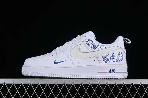 320FB8971100AIR FORCE 1 07 LOW WHITEBLUEWOMAN3639MAN4045