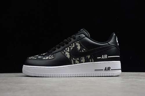 300CJ1379001DIOR X AIR FORCE 1 LOW 07 LV8 BLACKBLACKWHITEUNISEX3645