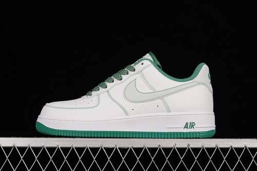 340CN2806103AIR FORCE 1 LOW 07 WHITEWHITEGREENWOMAN3639MAN4045