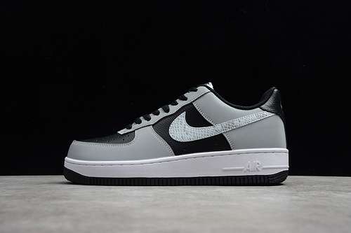 300DJ6033001AIR FORCE 1 LOW B 3M SNAKE BLACKSILVERWHITEWOMAN3639MAN4045