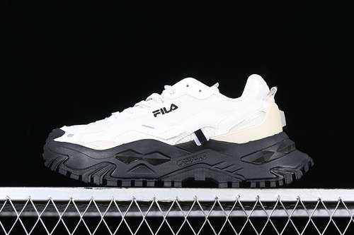 270T12W321301FSWFILA FUSION PLATFORM DADDY SHOES WHITEBLACKWOMAN35540