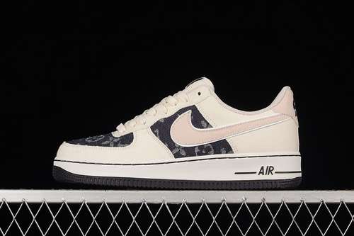 320315122667AIR FORCE 1 LOW 07 CREAM WHITEBLACKWOMAN3639MAN4045