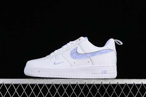 320FB8971800AIR FORCE 1 07 LOW HAZY PURPLE WHITEPURPLEWOMAN3639MAN4045