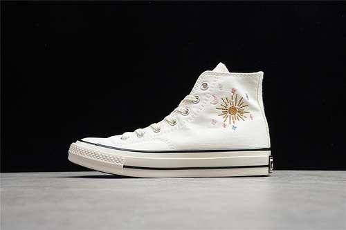 260572431CCHUCK TAYLOR ALLSTAR 70S HIGH FUTURE IS BRIGHT WHITEWHITEEGRETUNISEX3544
