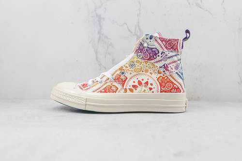260A02266CCHUCK TAYLOR ALL STAR70S HIGH PRIDE WHITEUNIVERSITY REDMULTICOLORUNISEX3544