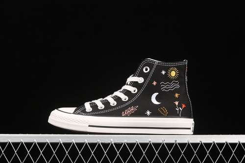 250571081CCHUCK TAYLOR ALL STAR 70S HIGH ITx27S OKAY TO WANDER BLACKWHITEBLACKUNISEX3544