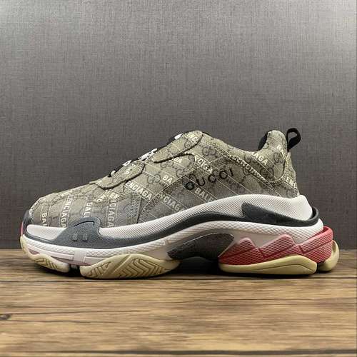 430GUCCI X BALENCIAGA TRIPLE S SNEAKERS GREYWHITEBLACKWOMAN3539MAN4046