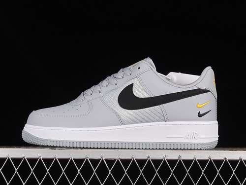 280FD0666002AIR FORCE 1 07 LOW WHITEGREYBLACKWOMAN3639MAN4045