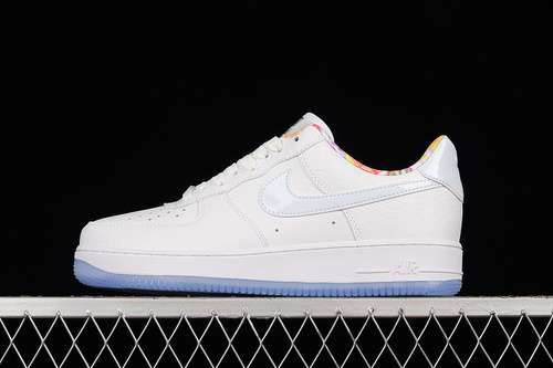 280CU8870117AIR FORCE 1 LOW CHINESE NEW YEAR WHITEMULTICOLORWOMAN3639MAN4045