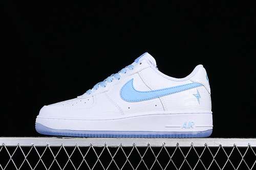 320DD0614331AIR FORCE 1 07 LOW LADAINIAN TOMLINSON WHITEBLUEWOMAN3639MAN4045