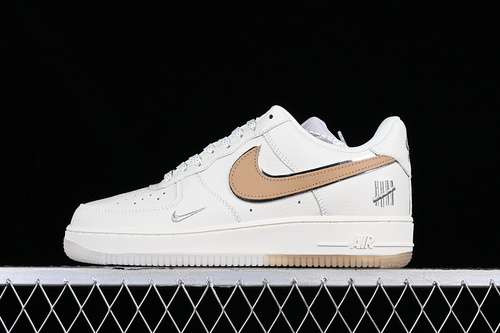 320BS9055735AIR FORCE 1 07 LOW WHITEBROWNWOMAN3639MAN4045