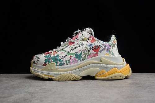 580677195UL1108461GUCCI X BALENCIAGA TRIPLE S SNEAKERS MULTICOLORBEIGEUNISEX3546