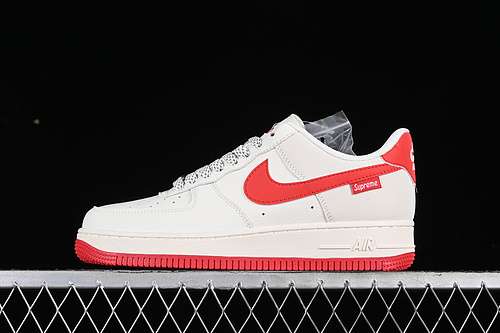 340HD1968026AIR FORCE 1 07 LOW SUPREME OFF WHITEREDWOMAN3639MAN4045