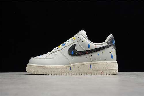 320CZ0339001AIR FORCE 1 LOW 07 LV8 PAINT SPLATTER LIGHT BONEBLACKSAILUNSIEX3645