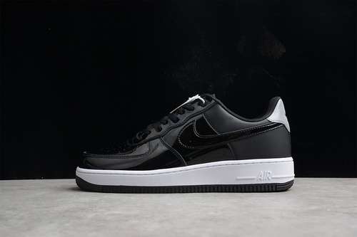 300AH6827001AIR FORCE 1 LOW 07 SE PREMIUM BLACKREFLECT SILVERBLACKUNSIEX3645