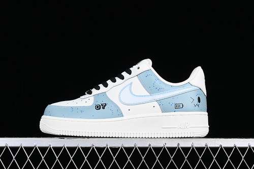 320CW2568033AIR FORCE 1 07 LOW WHITEBLUEWOMAN3639MAN4045