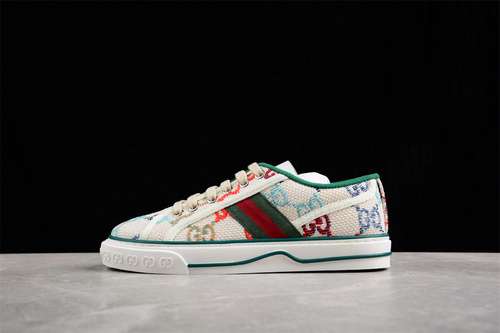 500GUCCI TENNIS 1977 PRINT SNEAKER WHITEREDGREENWOMAN3539MAN4044