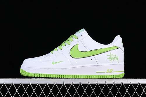 300CW2288111AIR FORCE 1 07 LOW WHITEGREENWOMAN3639MAN4045
