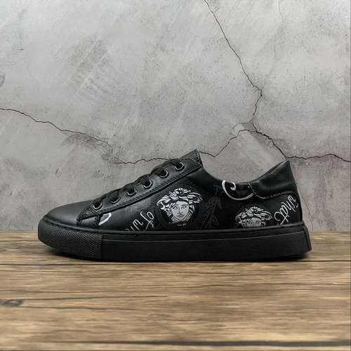 300SPORTS SHOES BLACKBLACKWHITEMAN3844