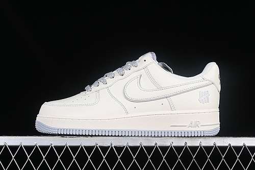 280AE1686102AIR FORCE 1 07 LOW WHITEBLUEWOMAN3639MAN4045