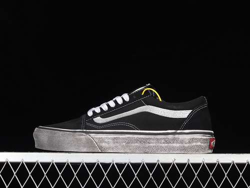 250VN000D3HY28OLD SKOOL SHOES BLACKBLACKWHITEWOMAN3539MAN4044