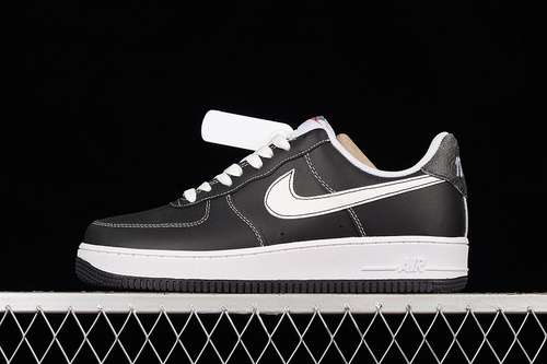 240DA8478001AIR FORCE 1 LOW 07 FIRST USE BLACKWHITEBLACKWOMAN3639MAN4045