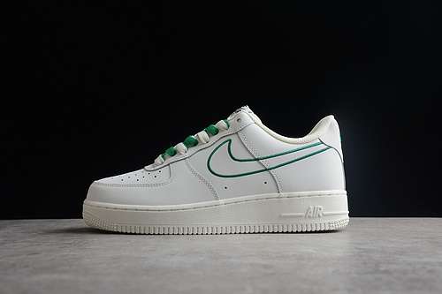 340CL6326128AIR FORCE 1 07 LOW OFF WHITEGREENOFF WHITEWOMAN3639MAN4045
