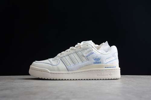300GX1018FORUM LOW CLOUD WHITEOFF WHITEBLUEWOMAN3639MAN4044