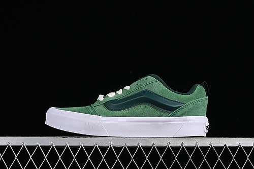 220VN0009QCLC2VANS CLASSICS KNU SKOOL WHITEGREENWOMAN3539MAN4044