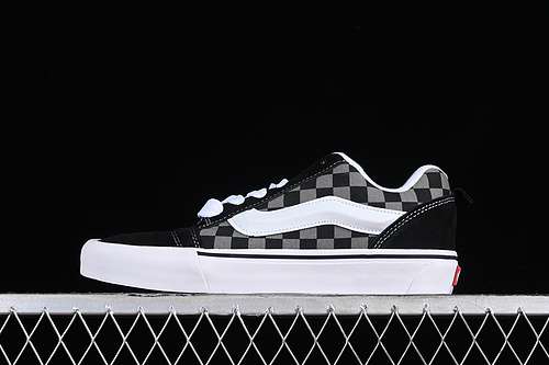 230VN0009QCB9PVANS CLASSICS KNU SKOOL BLACKGREYWHITEWOMAN3539MAN4044