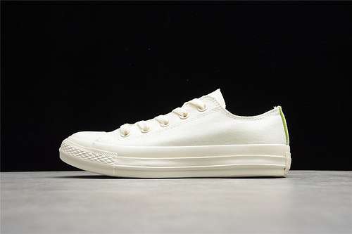 2401S058CHUCK TAYLOR ALL STAR COSMOINWHITE LOW WHITEGREENBEIGEWOMAN35395MAN4044
