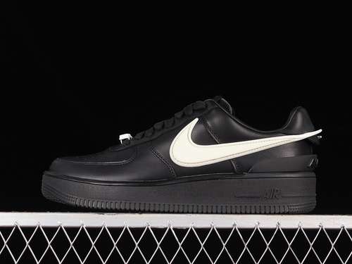 500DV3464001AMBUSH X AIR FORCE 1 LOW BLACKPHANTOMWHITEWOMAN3639MAN40475