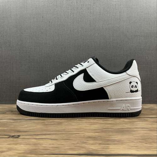 310554826116AIR FORCE 1 LOW 07 X SUPREME WHITEBLACKWHITEWOMAN3639MAN4045