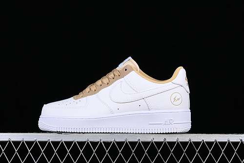 320TT0801603FRAGMENT DESIGN X AIR FORCE 1 07 LOW WHITEGOLDWOMAN3639MAN4045