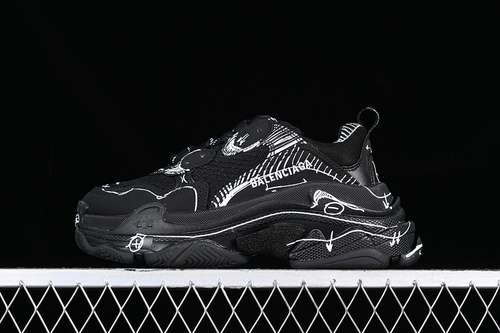 480W2FW60102BALENCIAGA TRIPLE S WHITEBLACKWOMAN3539MAN4046