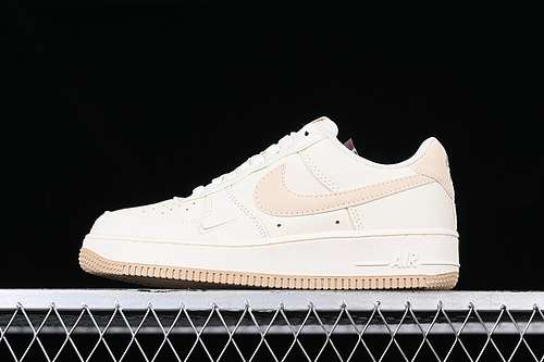 300ME0112577AIR FORCE 1 07 LOW KHAKIOFF WHITEBROWNWOMAN3639MAN4045