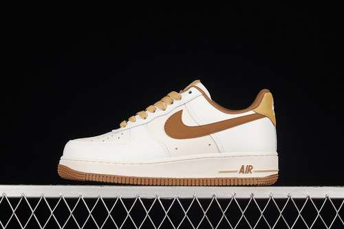 320CW3388204AIR FORCE 1 LOW WHITEWHITEBROWNWOMAN3639MAN4045