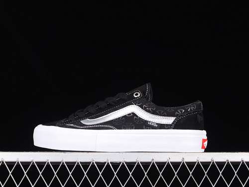 240VN0A46ZERWVINDEPENDENT X STYLE 36 PRO LTD BLACKSILVERWHITEWOMAN3539MAN4044
