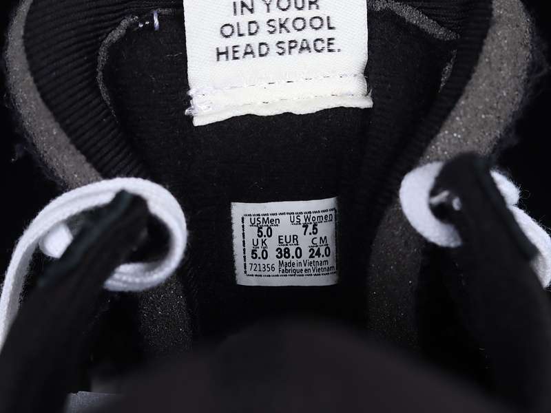 35-44 (12).jpg