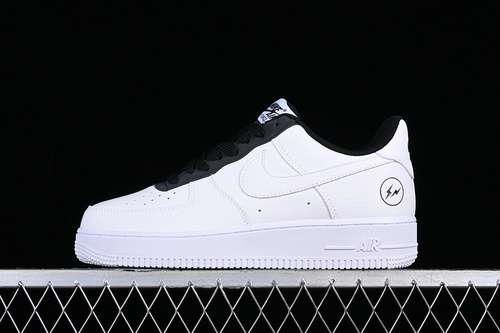 320TT0801601FRAGMENT DESIGN X AIR FORCE 1 LOW WHITEBLACKWOMAN3639MAN4045