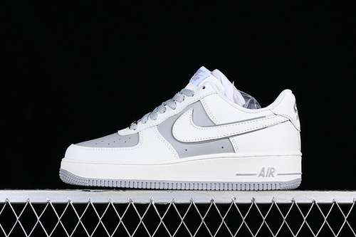 320AV0303726AIR FORCE 1 07 LOW WHITEGREYWOMAN3639MAN4045