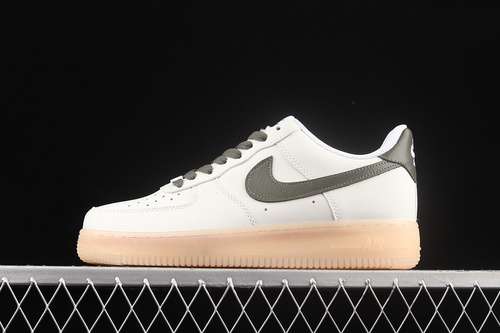340CJ1608100AIR FORCE 1 LOW 07 WHITEBLACKWHITEWOMAN3639MAN4045