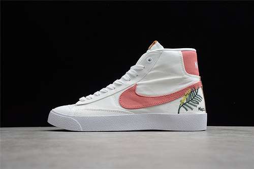 260DC9265101BLAZER MID 77 CATECHU WHITEWHITELIGHT SIENNAWOMAN3639MAN4045