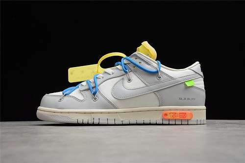 480DM1602112OW X SB DUNK LOW 10 OF 50 LIGHT GREYBLUEWHITEWOMAN3639MAN4047