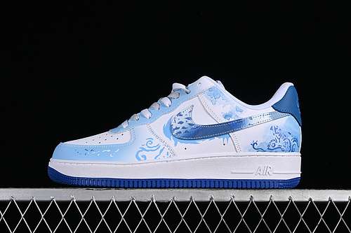320DV0813104AIR FORCE 1 07 LOW WHITEBLUEWOMAN3639MAN4045