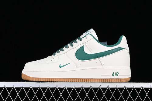 320HD1689103AIR FORCE 1 07 LOW WHITEGREENWOMAN3639MAN4045