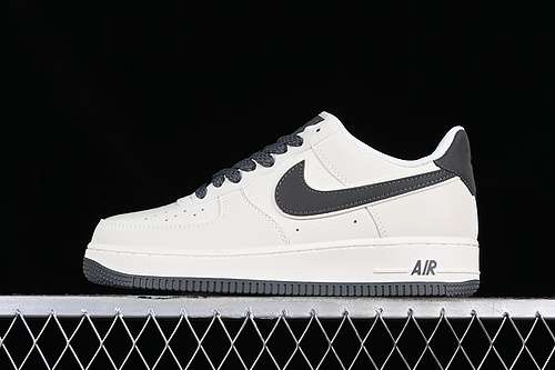320GL6835013AIR FORCE 1 07 LOW WHITEGREYWOMAN3639MAN4045