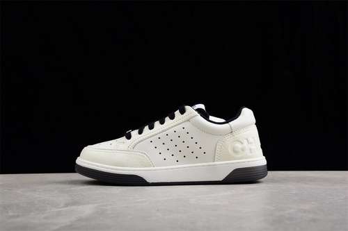 390CHANEL LEISURE SNEAKERS WHITEWHITEBLACKWOMAN3540